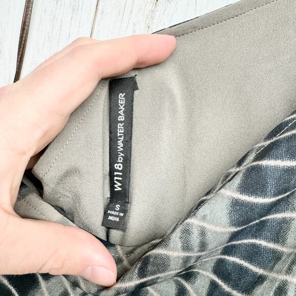 W118 Walter Baker Small Raquel Long Sleeve Mini Dress In Green And Cream Print - Picture 2 of 5